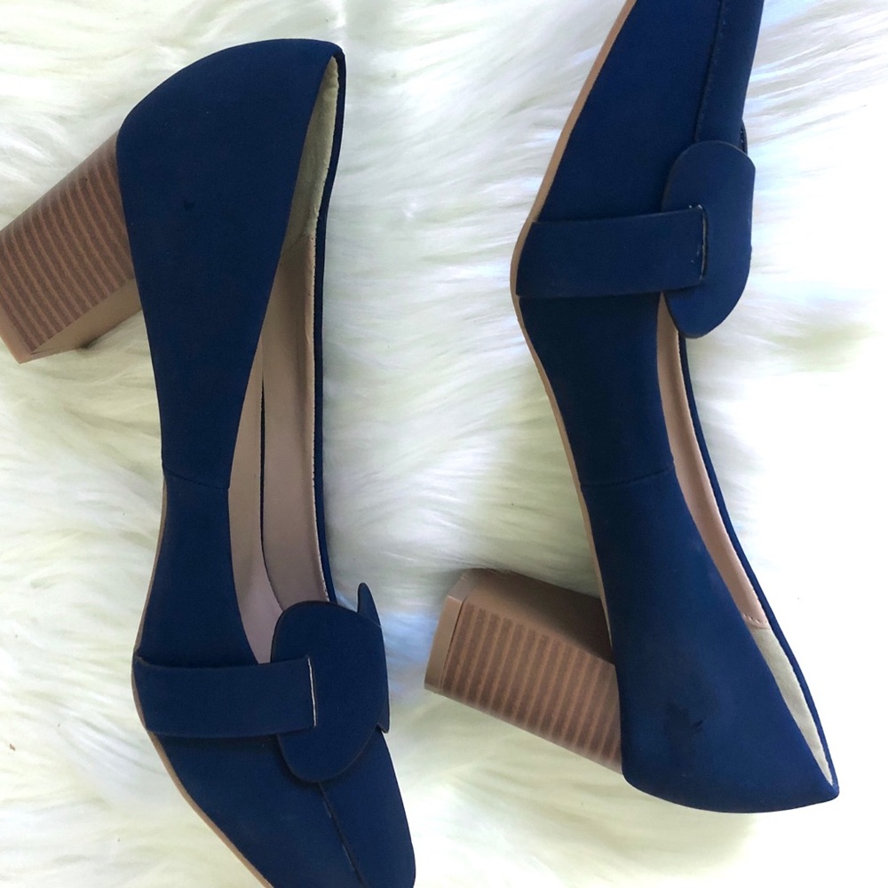 JC  Heels Blue Shoes Size 8.5